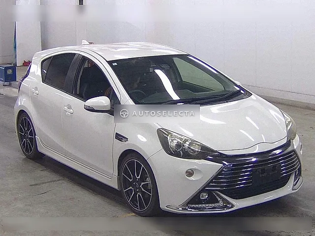 Toyota Aqua 2016, auction grade 4