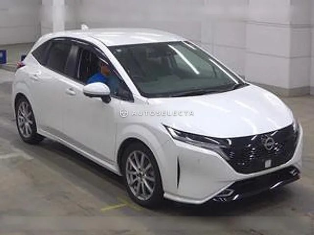 Nissan Aura 2023, auction grade 4