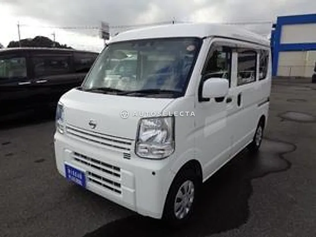 Nissan Clipper Van 2022, auction grade 3.5
