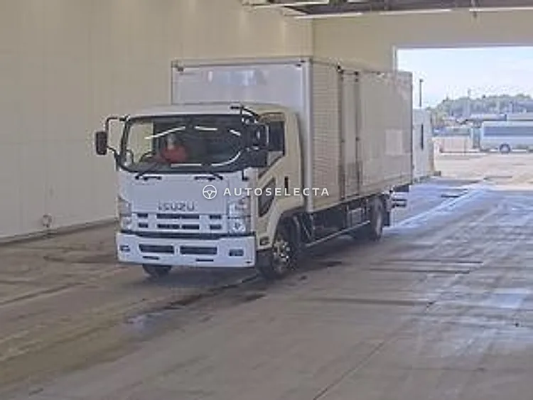 Isuzu Forward 2012, photo 1 of 1