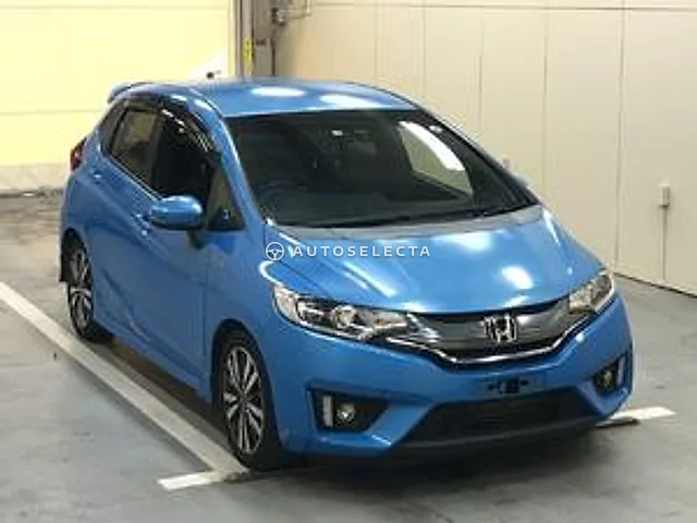 Honda Fit 2013, auction grade 3.5