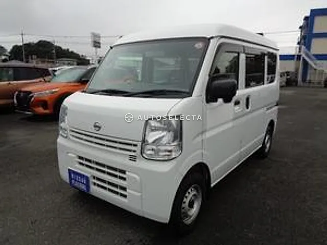 Nissan Clipper Van 2021, auction grade 3.5