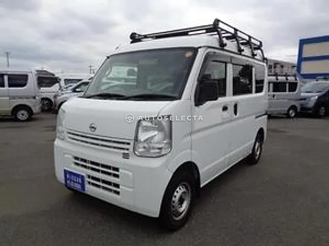 Nissan Clipper Van 2015, auction grade 3.5
