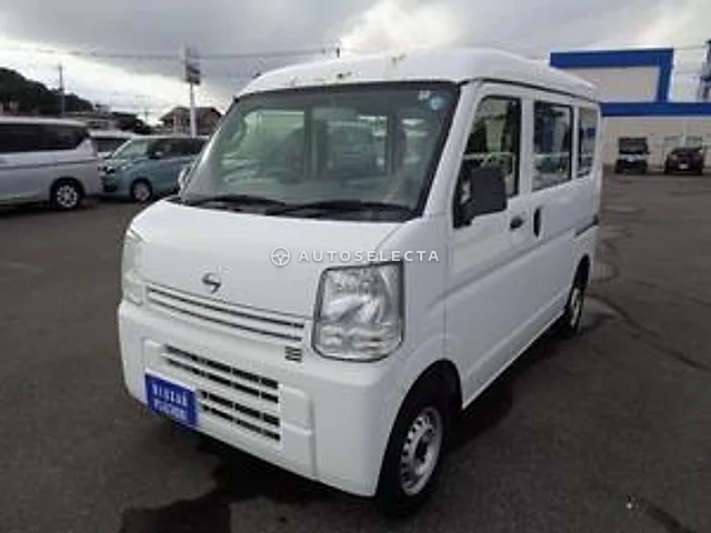 Nissan Clipper Van 2015, auction grade 3.5