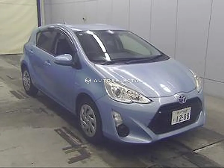 Toyota Aqua 2016, photo 1 of 1