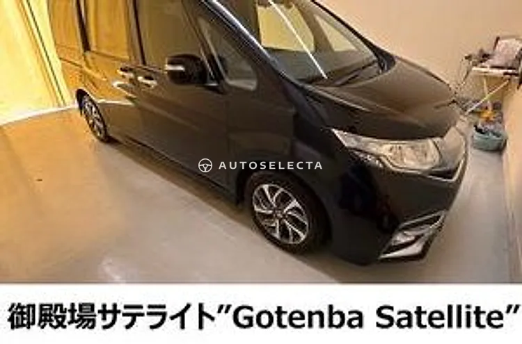 Honda Stepwgn Spada 2016, photo 1 of 10