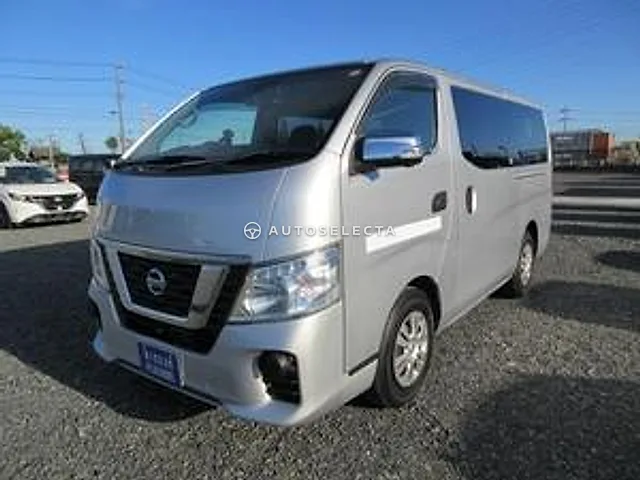 Nissan NV350 Caravan 2018, auction grade 3.5