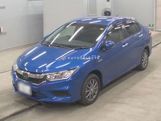 Honda Grace 2018, auction grade 4.5