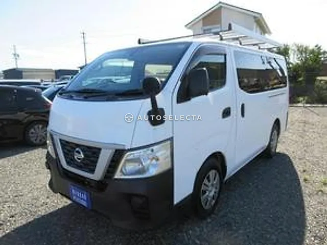 Nissan NV350 Caravan 2017, auction grade 3