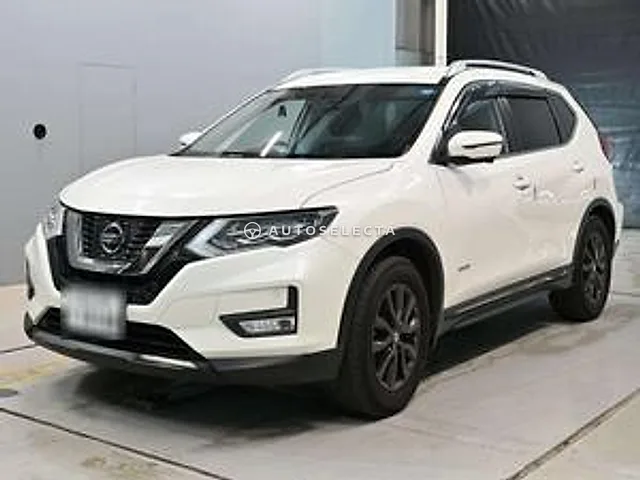 Nissan X-Trail 2022, auction grade 4