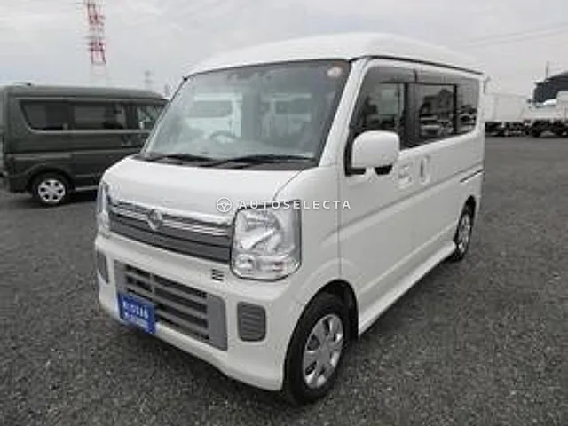 Nissan NV100 Clipper Rio 2019, auction grade 3.5