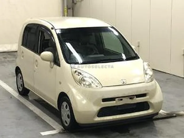 Honda Life 2006, auction grade 3.5