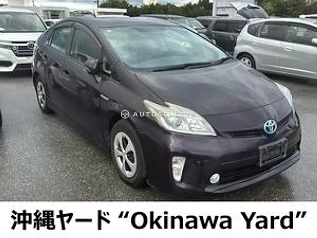 Toyota Prius 2013, auction grade R
