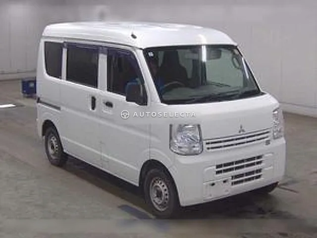 Mitsubishi Minicab Van 2018, auction grade 3.5