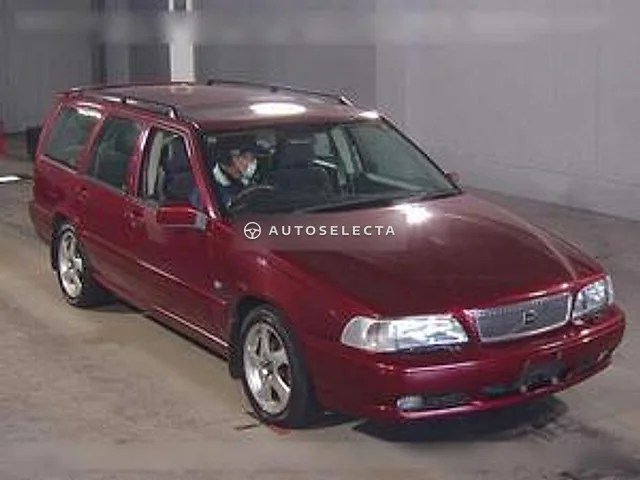 Volvo V70 1997, auction grade 3.5