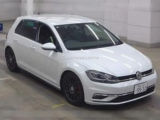 Volkswagen Golf 2018, auction grade 4