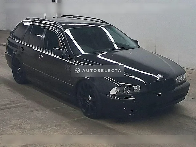 BMW 5 Series 2002, auction grade 4