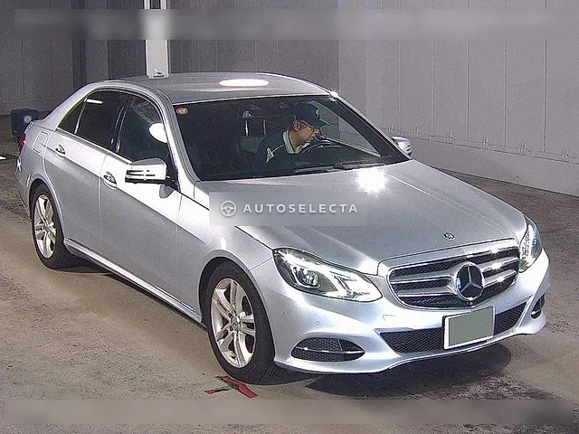 Mercedes-Benz E-Class 2016, auction grade 4.5