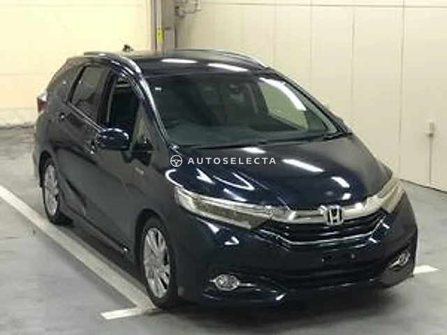 Honda Shuttle 2015, auction grade 3.5