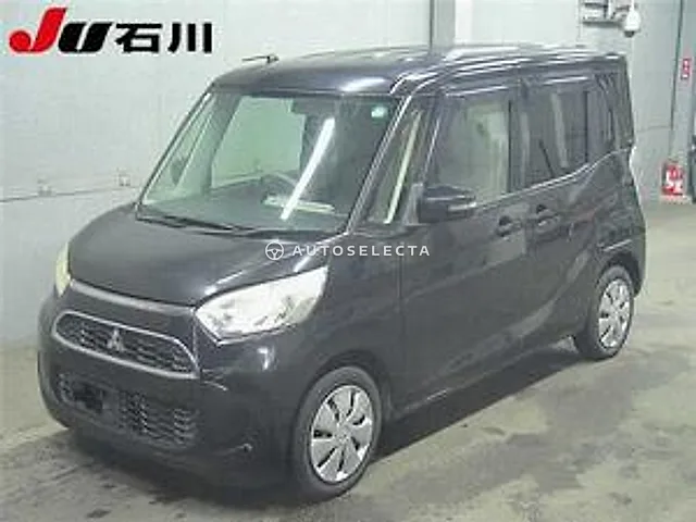 Mitsubishi eK Space 2017, auction grade 4