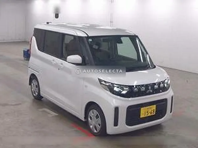 Mitsubishi eK Space 2025, auction grade 5