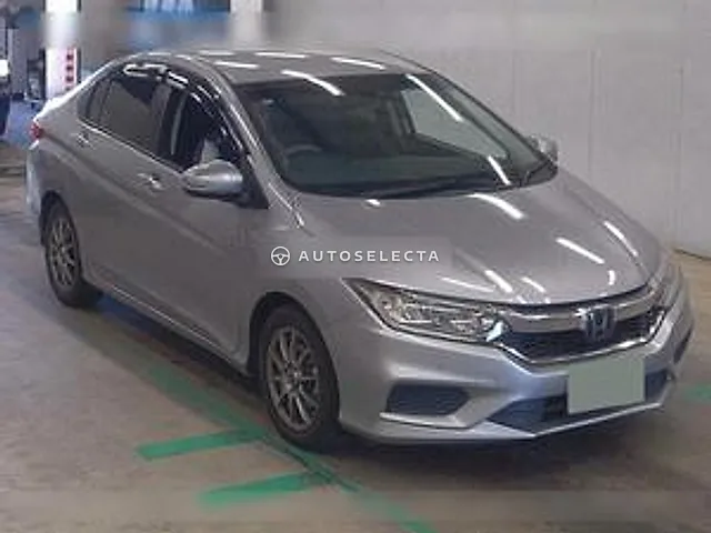Honda Grace 2020, auction grade 4