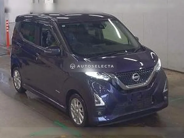 Nissan Dayz 2022, auction grade 3.5