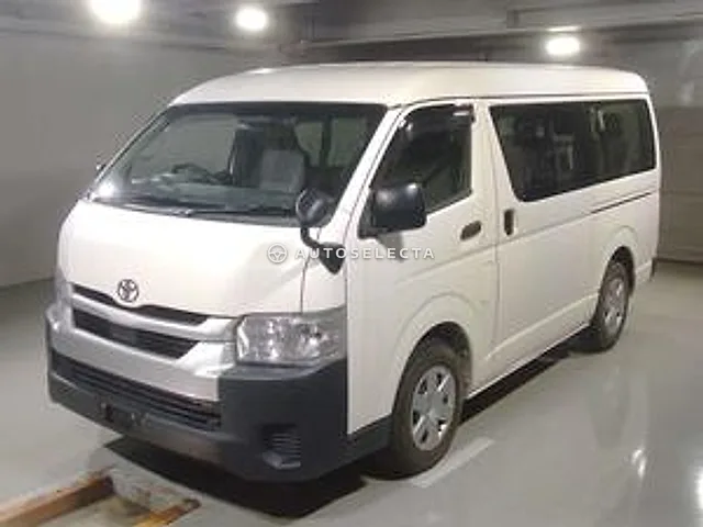 Toyota Hiace Wagon 2020, auction grade 3
