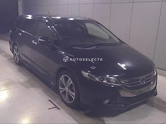 Honda Odyssey 2013, auction grade 3