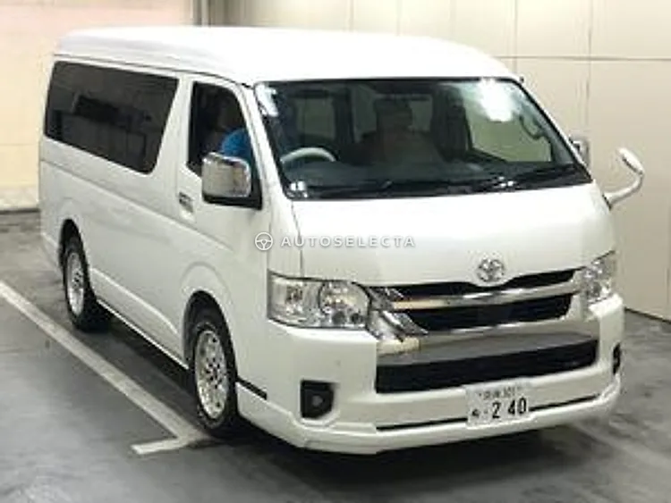 Toyota Hiace 2023, photo 1 of 9