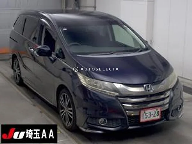 Honda Odyssey 2013, auction grade 3.5