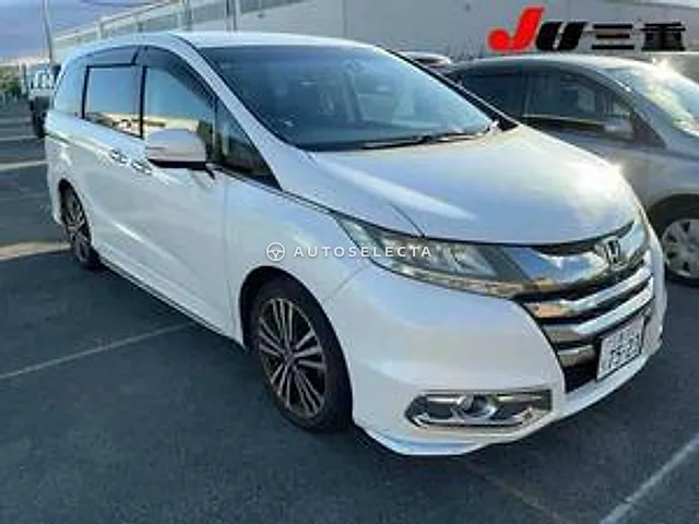 Honda Odyssey 2014, auction grade 4