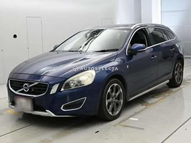 Volvo V60 2012, auction grade 4