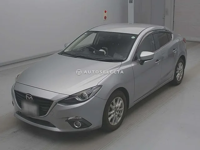 Mazda Axela Hybrid 2013, auction grade 3.5