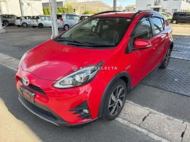 Toyota Aqua 2017, auction grade R