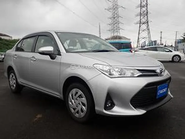 Toyota Corolla Axio 2021, auction grade 3.5