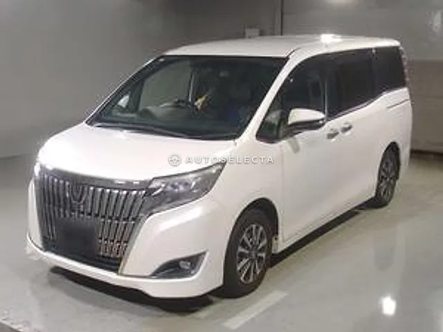 Toyota Esquire 2018, auction grade R