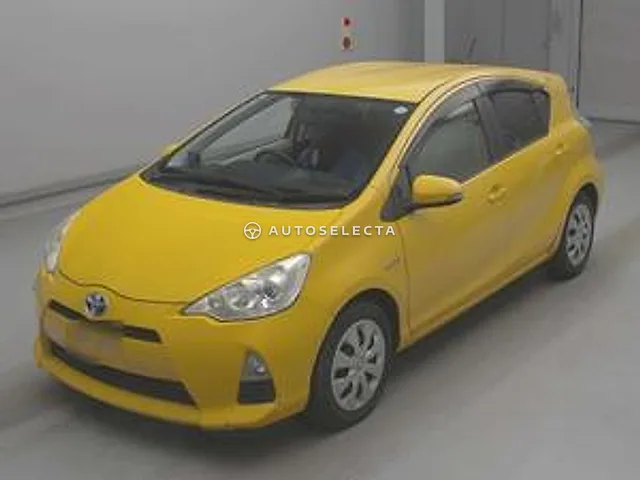 Toyota Aqua 2013, auction grade 3