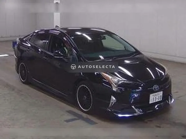 Toyota Prius 2016, auction grade 3