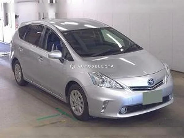 Toyota Prius Alpha 2012, auction grade 3.5