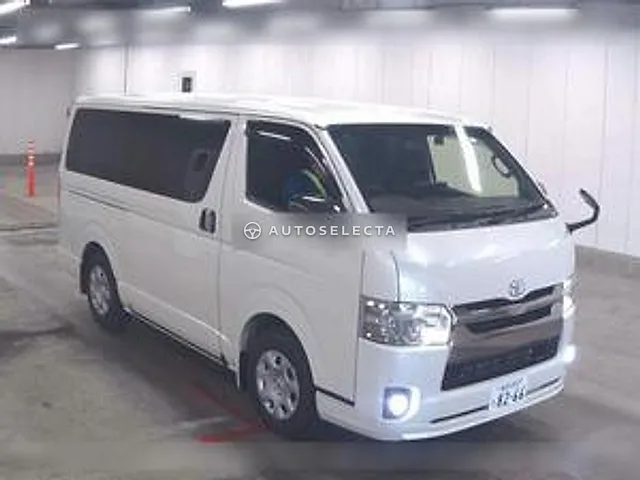 Toyota Hiace Van 2019, auction grade 3.5
