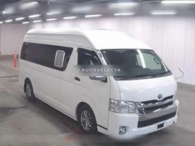 Toyota Hiace Van 2019, auction grade 3.5
