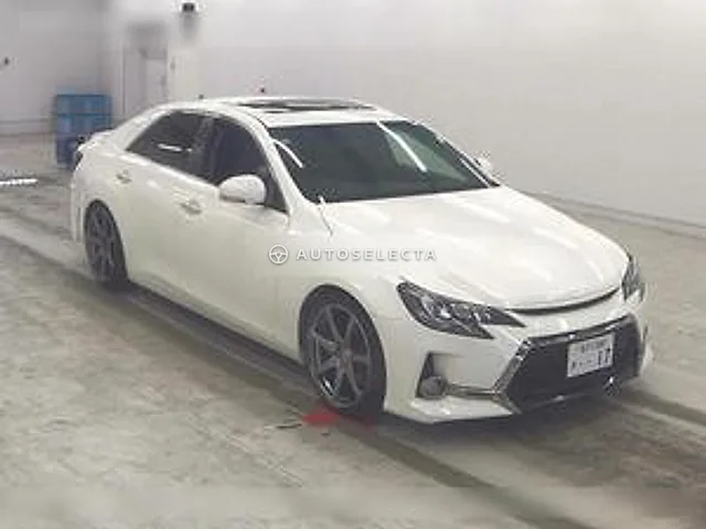 Toyota Mark X 2010, auction grade R
