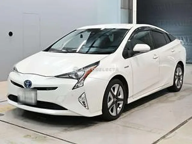 Toyota Prius 2016, auction grade 3.5