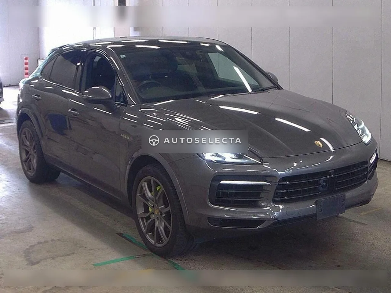 Porsche Cayenne Coupe 2020, photo 1 of 6