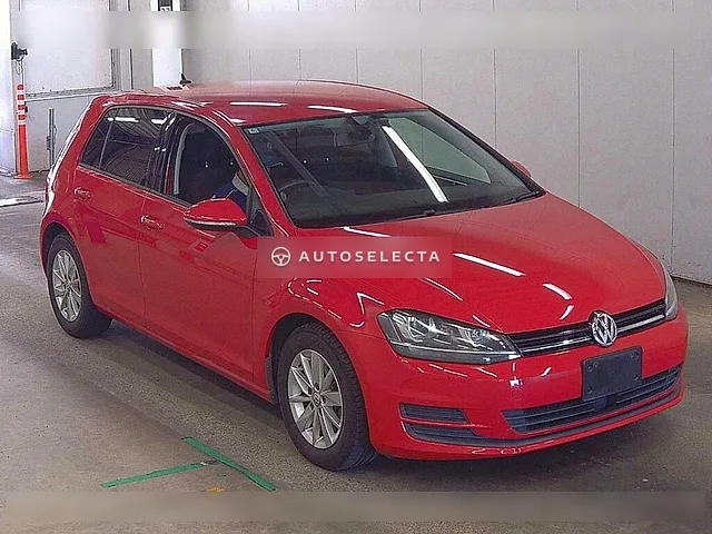 Volkswagen Golf 2016, auction grade 4