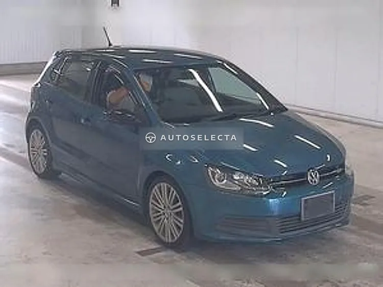 Volkswagen Polo 2013, photo 1 of 6