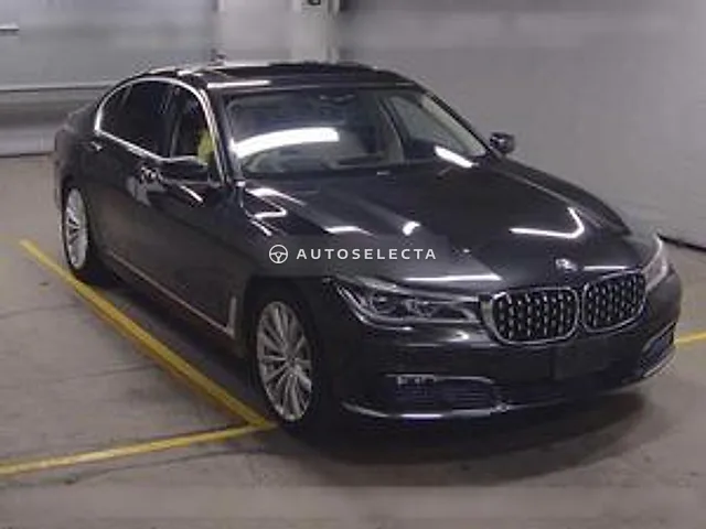 BMW 7 Series 2015, auction grade 4.5