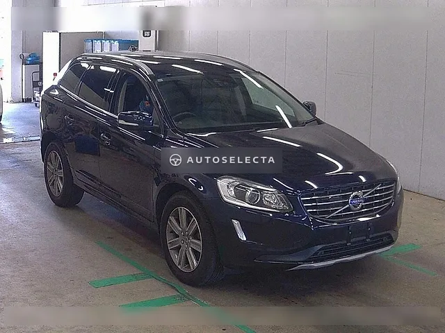 Volvo XC60 2015, auction grade 4