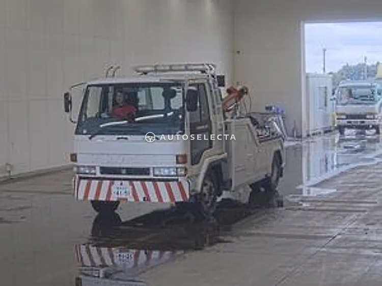 Isuzu Forward 1991, photo 1 of 1